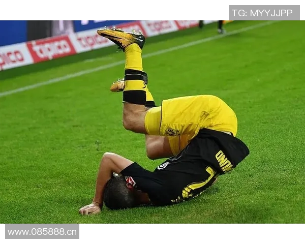 小川航基以11场10球创下日本国家队进球上双新纪录